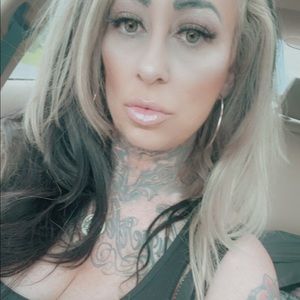 Meet your Posher, Carla